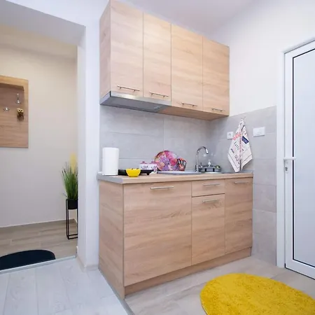 ゲストハウス Cvetni Trg